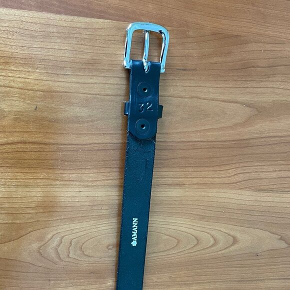 Black Leather Belt, Silver Buckle, Size 32 - Picture 6 of 7